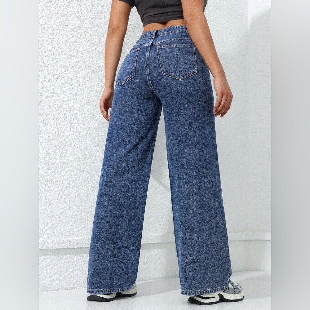 High-Waisted Wide Leg Jeans - Picture 2 of 11